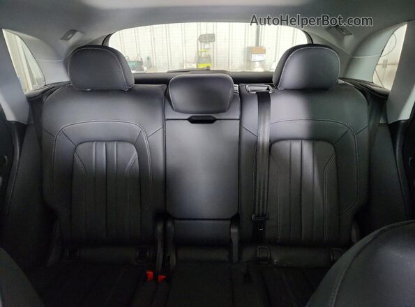 WA1BAAFY4M2131347 2021 AUDI Q5 White Հետևի նստատեղերի տեսք