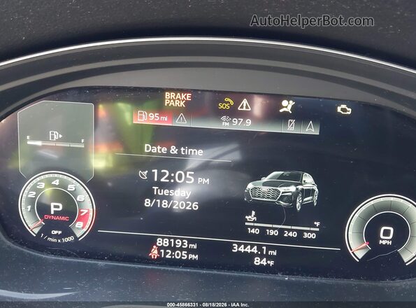 WA1BAAFY7M2042694 2021 AUDI Q5 Silver Widok tylnych siedzeń