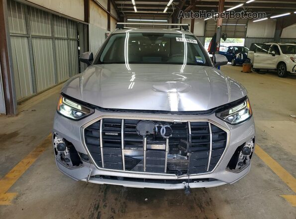 WA1BAAFY7M2140205 2021 AUDI Q5 Silver Widok z przodu