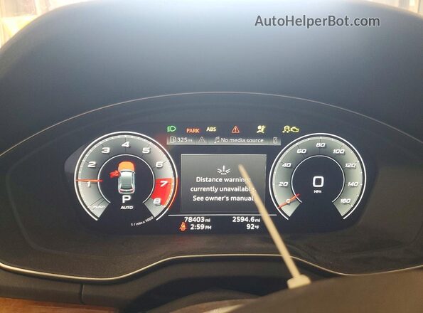 WA1BAAFY7M2140205 2021 AUDI Q5 Silver Widok zestawu wskaźników