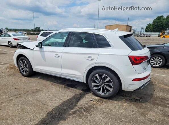 WA1BAAFY8M2104765 2021 AUDI Q5 White Trasero izquierdo