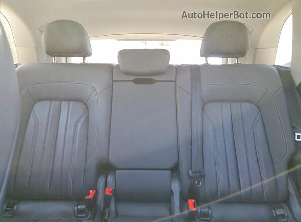 WA1BAAFY9M2087362 2021 AUDI Q5 Black Rear seats view