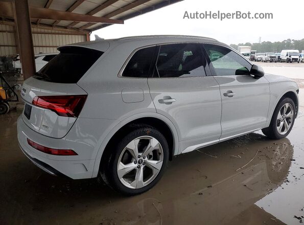 WA1BAAFYXM2101978 2021 AUDI Q5 White Հետևի աջ