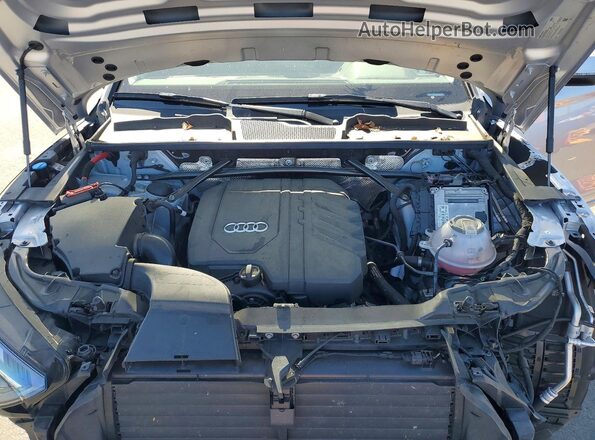 WA1BBAFY2N2118272 2022 AUDI Q5 Silver Engine compartment view