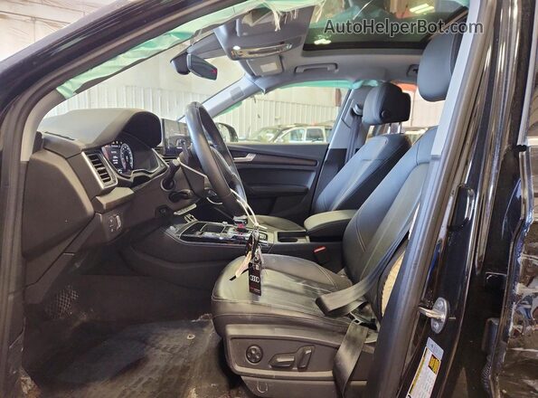 WA1BBAFY8R2038903 2024 AUDI Q5 Black წინა სალონის ხედი