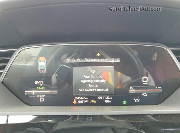 WA1BCBGE3RB045510 2024 AUDI SQ8 White Instrument cluster view