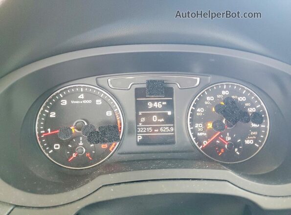 WA1BCCFS1JR021604 2018 AUDI Q3 White Вид щитка приладів