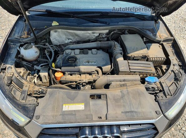 WA1BCCFS2HR013845 2017 AUDI Q3 Black ძრავის განყოფილების ხედი