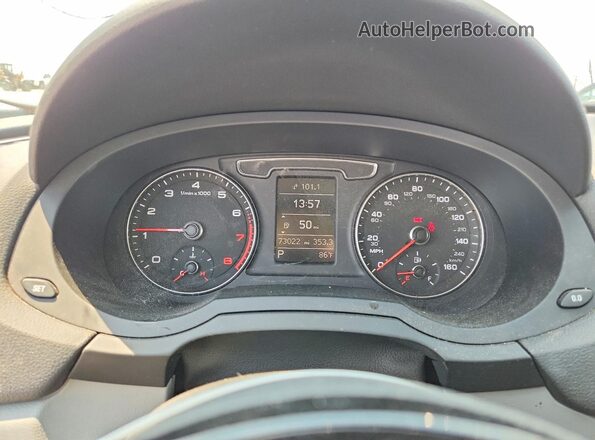 WA1BCCFS2HR013845 2017 AUDI Q3 Black ხელსაწყოთა პანელის ხედი