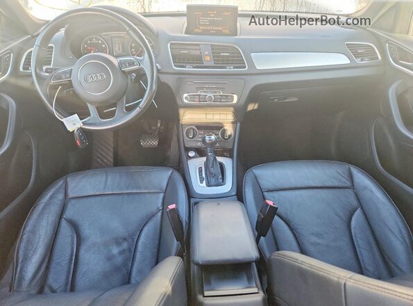 WA1BCCFS6HR016960 2017 AUDI Q3 White ხელსაწყოთა პანელის ხედი