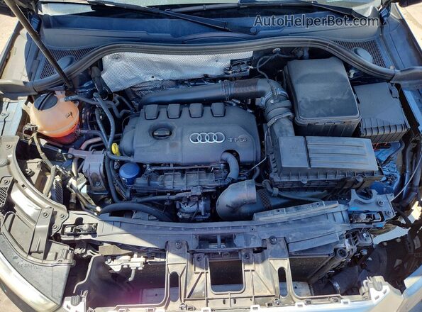 WA1BCCFS7HR004364 2017 AUDI Q3 Blue ძრავის განყოფილების ხედი