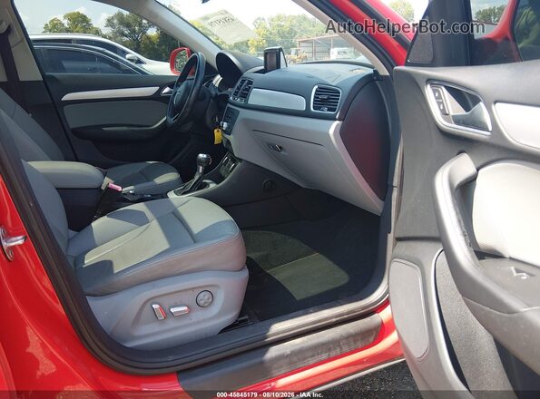WA1BCCFS9HR014684 2017 AUDI Q3 Red Vista interior delantera