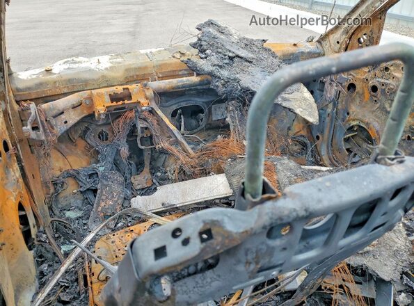 WA1BCCFS9JR012178 2018 AUDI Q3 Пожар Вид панели приборов