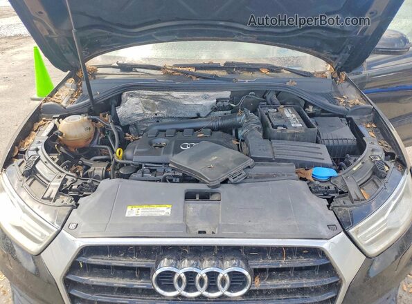 WA1BCCFSXHR017013 2017 AUDI Q3 Black Widok komory silnika