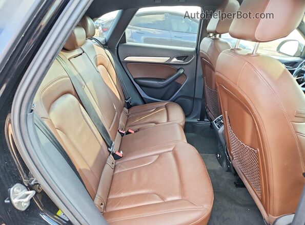 WA1BCCFSXJR006406 2018 AUDI Q3 Black Widok wnętrza z tyłu