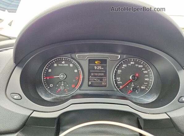 WA1BCCFSXJR023433 2018 AUDI Q3 White Սարքավորումների վահանակի տեսք