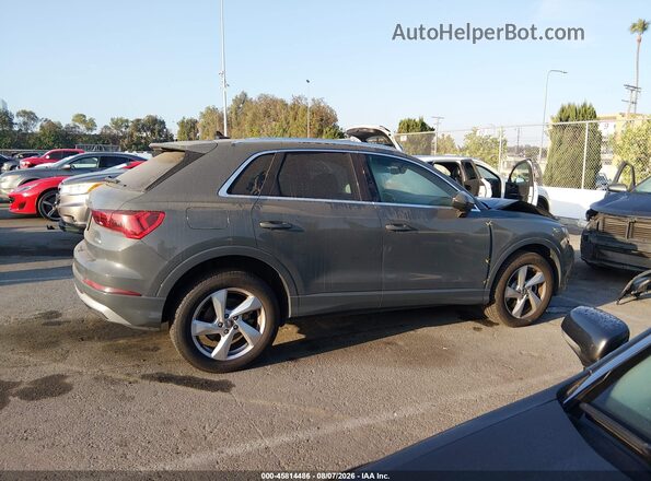 WA1BECF33L1006039 2020 AUDI Q3 Gray Widok wnętrza z tyłu