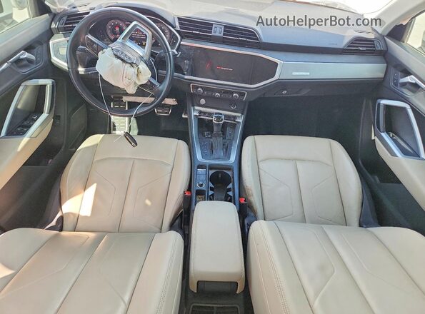 WA1BECF34L1046081 2020 AUDI Q3 White Вид панелі приладів