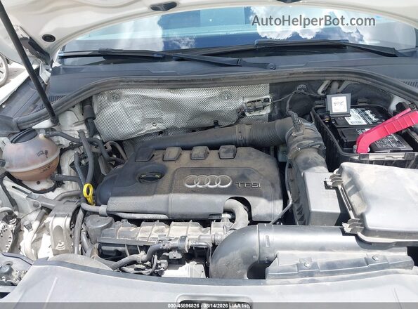 WA1BFCFS1GR004771 2016 AUDI Q3 White Вид ззаду