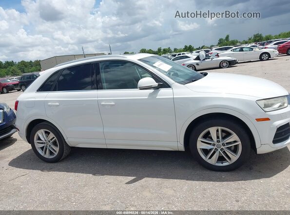 WA1BFCFS1GR004771 2016 AUDI Q3 White Вид задньої частини салону