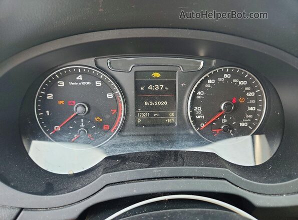 WA1BFCFS6GR008962 2016 AUDI Q3 Blue Սարքավորումների վահանակի տեսք
