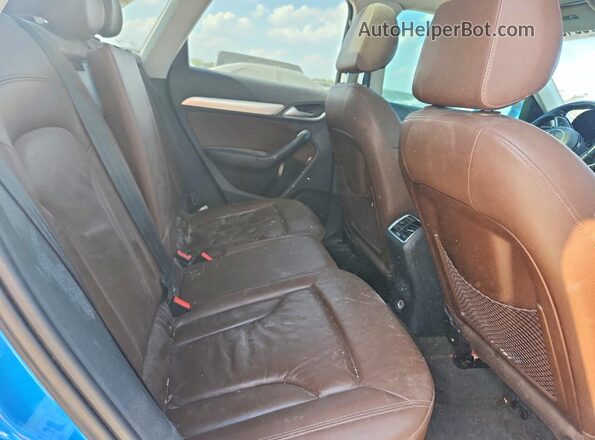 WA1BFCFS6GR008962 2016 AUDI Q3 Blue Սալոնի հետևի տեսք