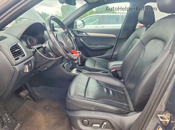 WA1BFCFS6GR013644 2016 AUDI Q3 Серый Вид салона спереди