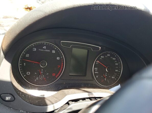 WA1BFCFS8GR003326 2016 AUDI Q3 Black Սարքավորումների վահանակի տեսք