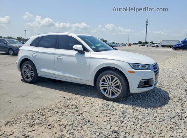 WA1BNAFY0K2017928 2019 AUDI Q5 White Front right