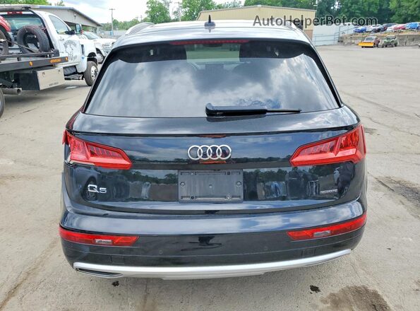 WA1BNAFY1L2018197 2020 AUDI Q5 Black Widok z tyłu