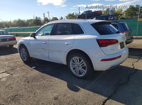 WA1BNAFY2J2010798 2018 AUDI Q5 White Rear right