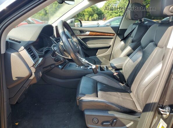 WA1BNAFY2J2018593 2018 AUDI Q5 Gray Widok wnętrza z przodu