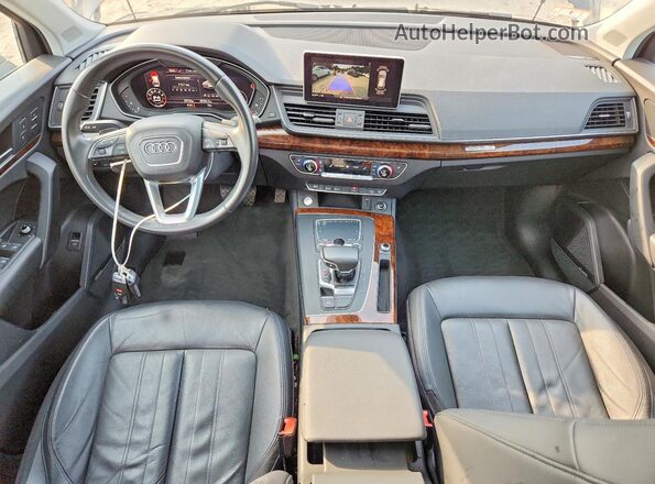 WA1BNAFY2J2132920 2018 AUDI Q5 Gray Вид панелі приладів