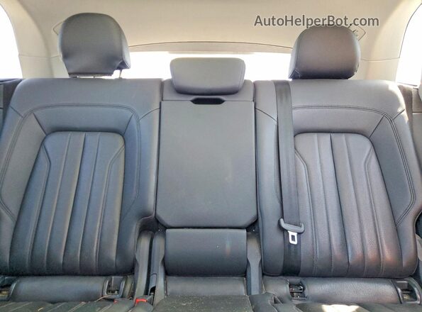 WA1BNAFY2J2211696 2018 AUDI Q5 Charcoal Widok tylnych siedzeń