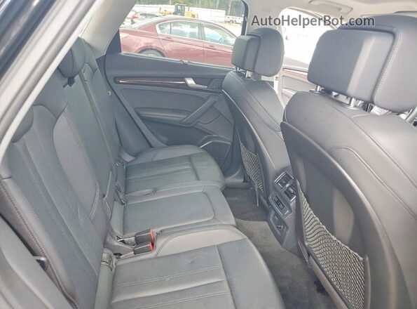WA1BNAFY2K2017543 2019 AUDI Q5 Black Սալոնի հետևի տեսք