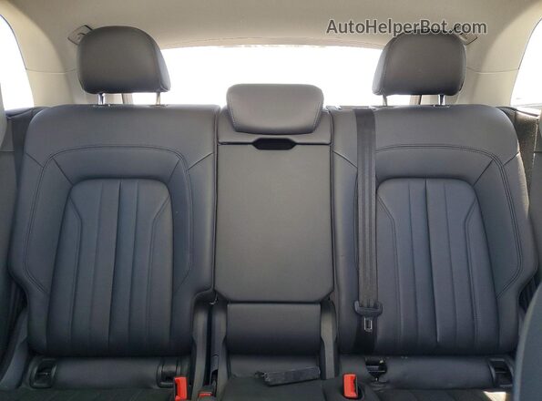 WA1BNAFY2K2095384 2019 AUDI Q5 White უკანა სავარძლების ხედი
