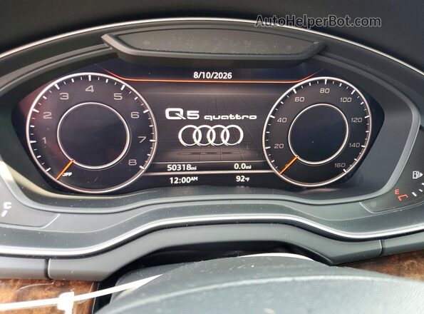 WA1BNAFY3J2134286 2018 AUDI Q5 Black Սարքավորումների վահանակի տեսք