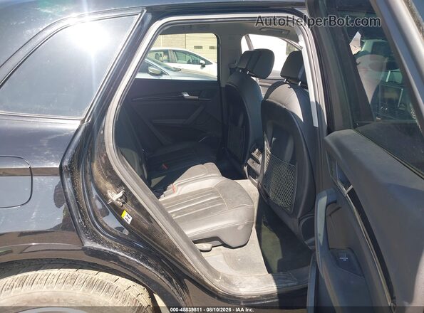 WA1BNAFY3L2070012 2020 AUDI Q5 Black VIN sticker view
