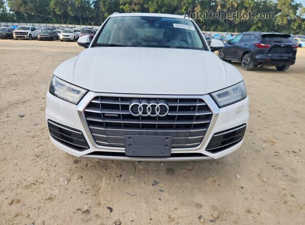 WA1BNAFY4J2011760 2018 AUDI Q5 Белый Вид спереди