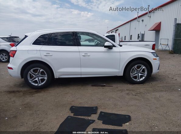 WA1BNAFY5J2038756 2018 AUDI Q5 White Սալոնի հետևի տեսք