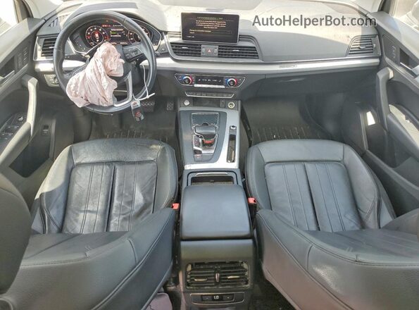 WA1BNAFY5J2177169 2018 AUDI Q5 Gray Вид панелі приладів