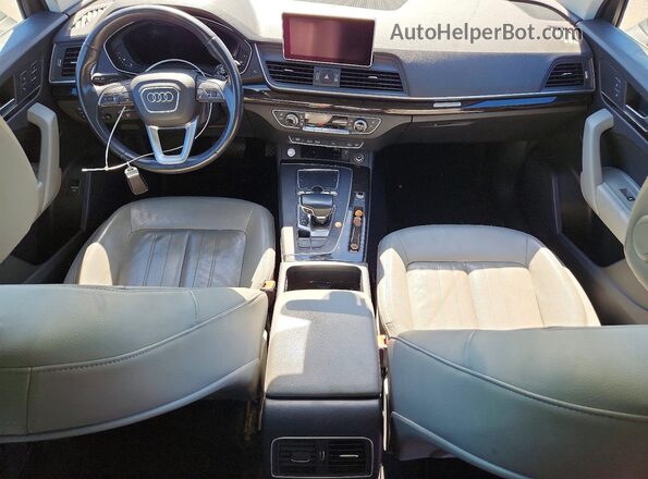 WA1BNAFY5J2214513 2018 AUDI Q5 Blue Առջևի վահանակի տեսք