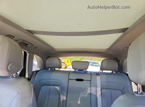 WA1BNAFY5J2214513 2018 AUDI Q5 Blue Հետևի նստատեղերի տեսք