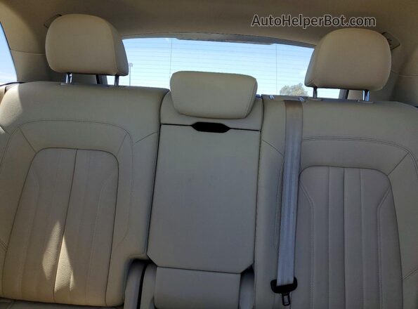 WA1BNAFY5J2235295 2018 AUDI Q5 Белый Вид задних сидений
