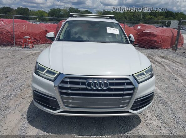WA1BNAFY6K2119010 2019 AUDI Q5 White Вид задньої частини салону