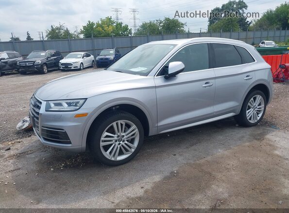 WA1BNAFY7J2002549 2018 AUDI Q5 Silver Przód lewy