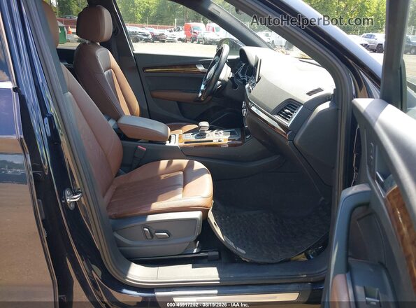 WA1BNAFY7J2018914 2018 AUDI Q5 Gray Սալոնի դիմացի տեսք