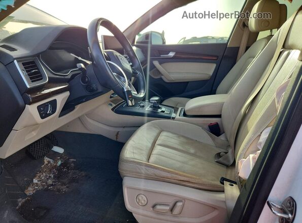 WA1BNAFY8J2006352 2018 AUDI Q5 White Սալոնի դիմացի տեսք