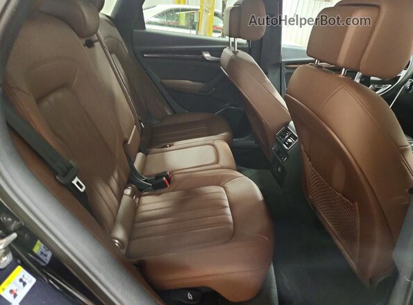 WA1BNAFY8J2147440 2018 AUDI Q5 Blue Rear interior view