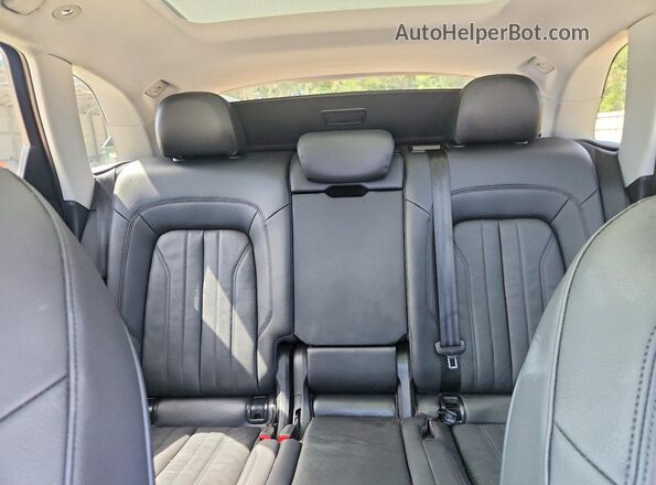 WA1BNAFY9J2009583 2018 AUDI Q5 Blue Հետևի նստատեղերի տեսք